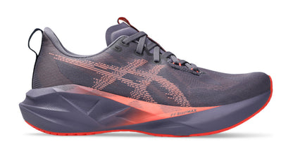 ASICS Women’s Novablast 5